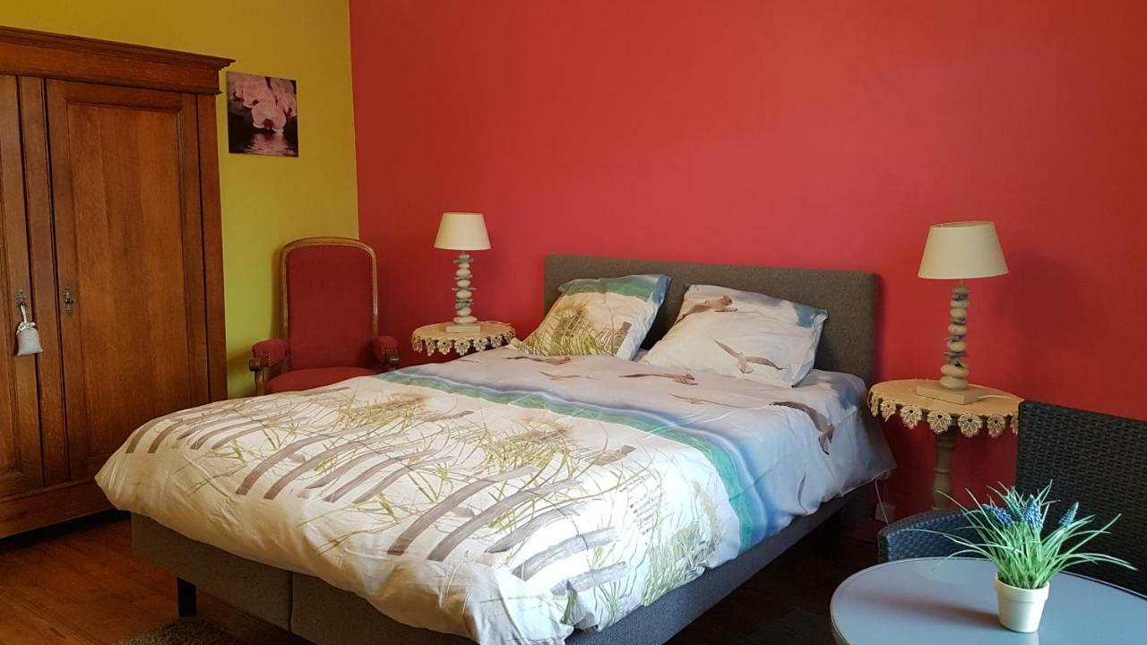 B&B Au Jardin Fleuri Марш ан Фамен Екстериор снимка